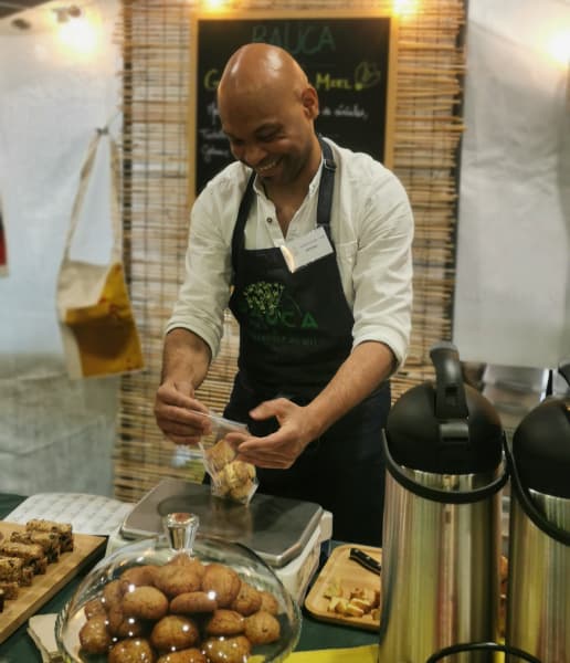 Baüca, bar à tisane et gourmandises au miel
