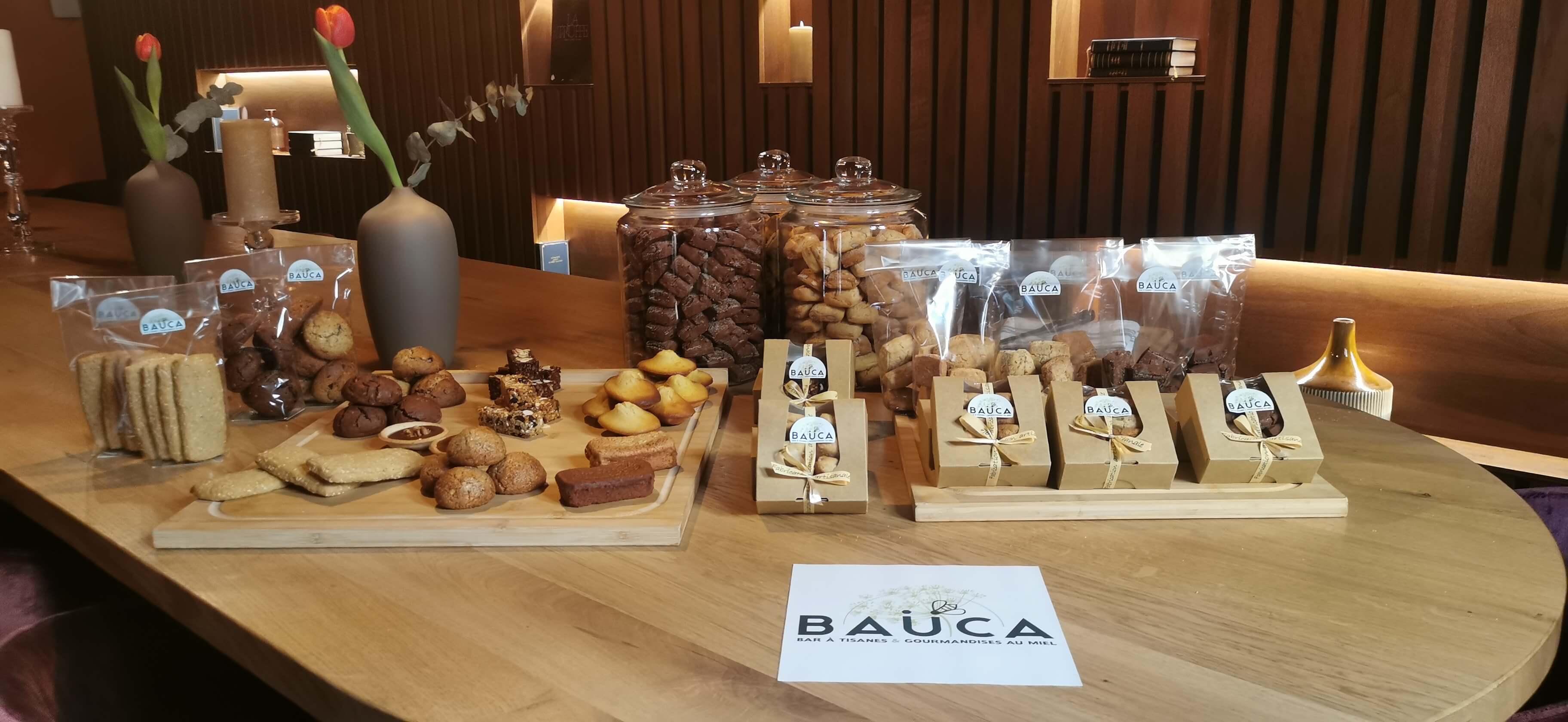 Baüca, bar à tisane et gourmandises au miel